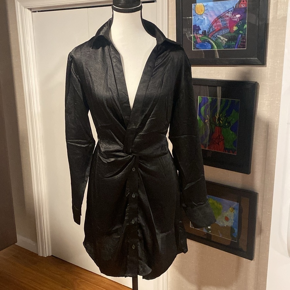 Steve Madden Twist Front Shirtdress - Picture 5 of 12